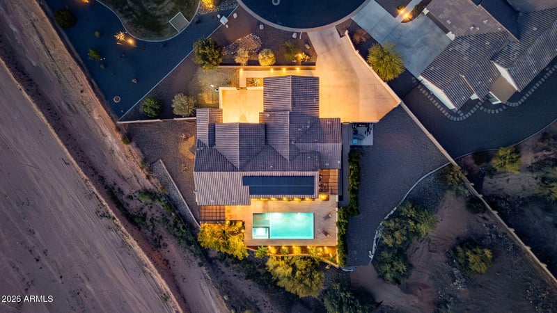 565 W Perkins St, San Tan Valley, AZ 85143