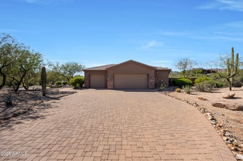 5650 E Canyon Crossings Dr, Cave Creek, AZ 85331