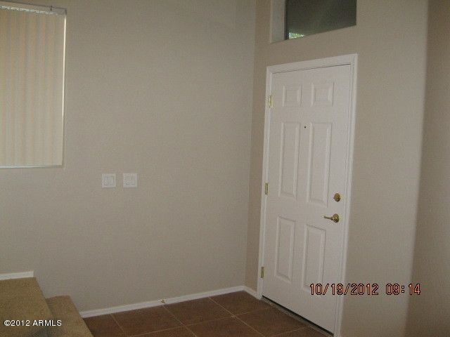 5650 S 11th St, Phoenix, AZ 85040