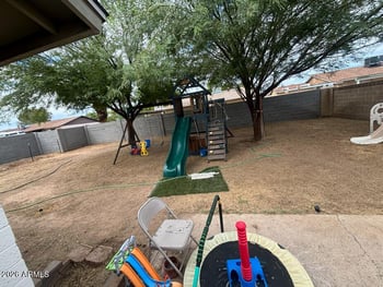 5650 W Sunnyslope Ln, Glendale, AZ 85302