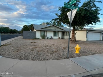 5650 W Sunnyslope Ln, Glendale, AZ 85302