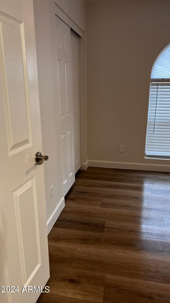 5651 48th Ln, Glendale, AZ 85301