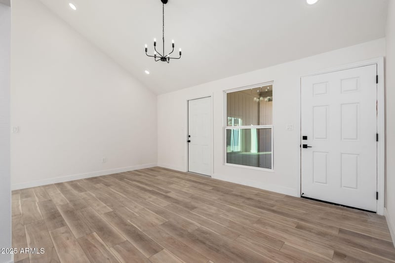 5652 Brown St, Glendale, AZ 85302