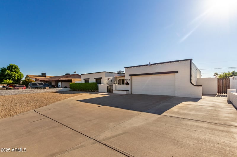 5654 39th Ave, Phoenix, AZ 85019