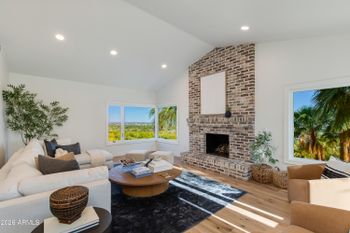5654 E Mesquite Ln, Phoenix, AZ 85018
