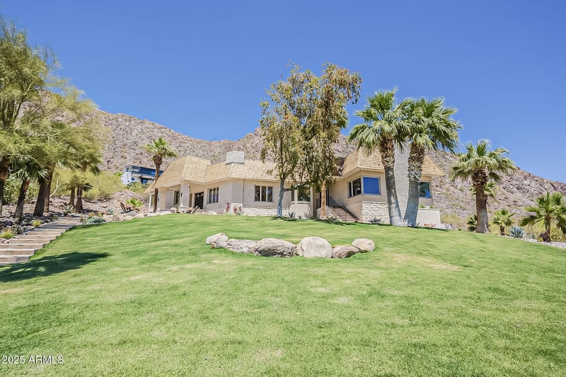 5654 Mesquite Ln, Phoenix, AZ 85018