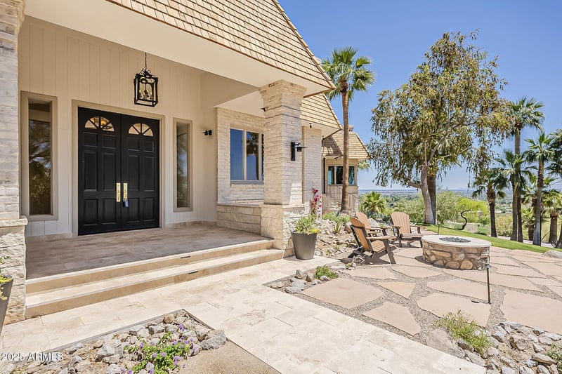 5654 Mesquite Ln, Phoenix, AZ 85018