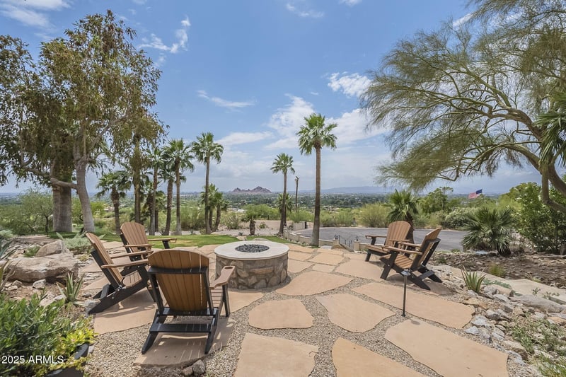 5654 Mesquite Ln, Phoenix, AZ 85018