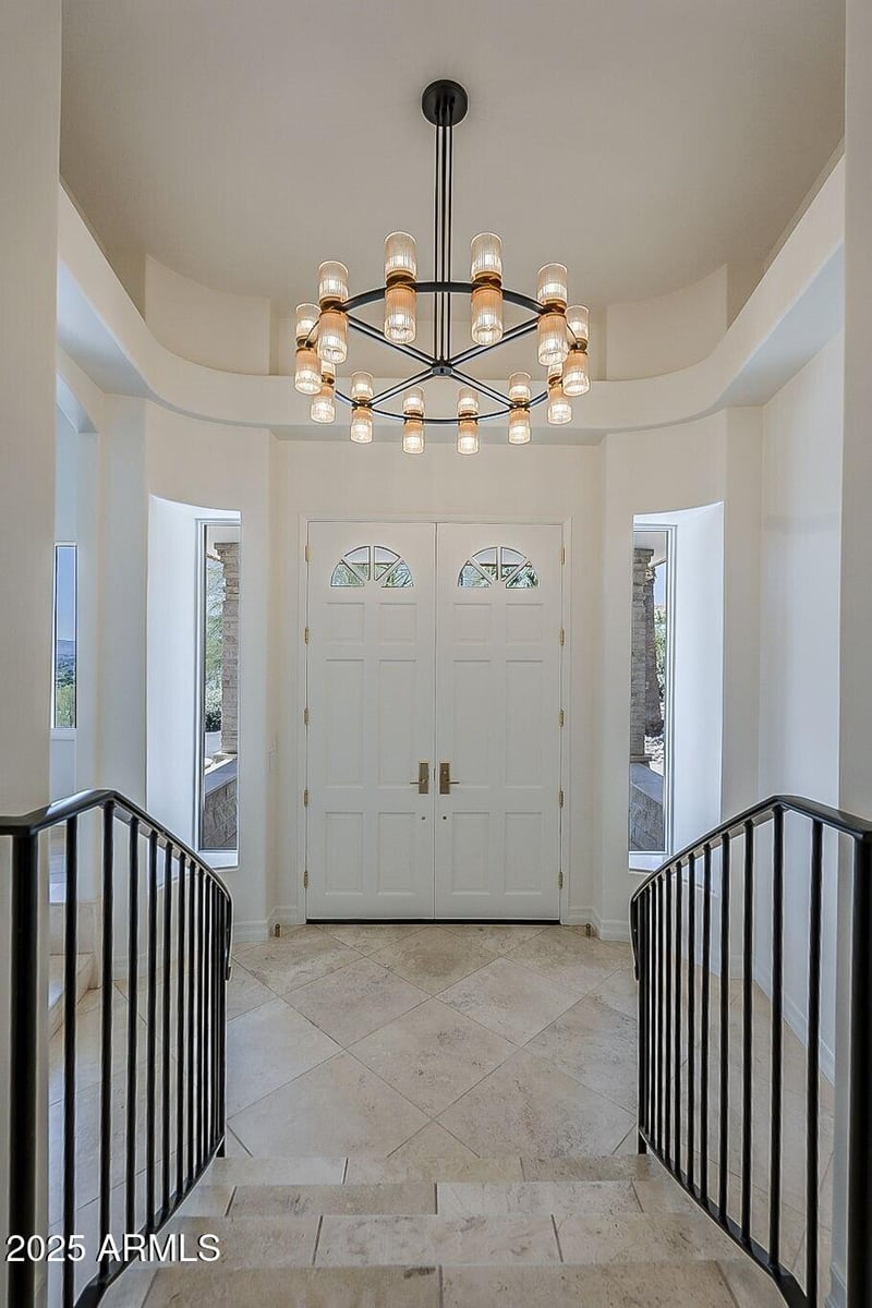 5654 Mesquite Ln, Phoenix, AZ 85018