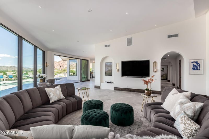 5655 Camelback Canyon Dr, Phoenix, AZ 85018
