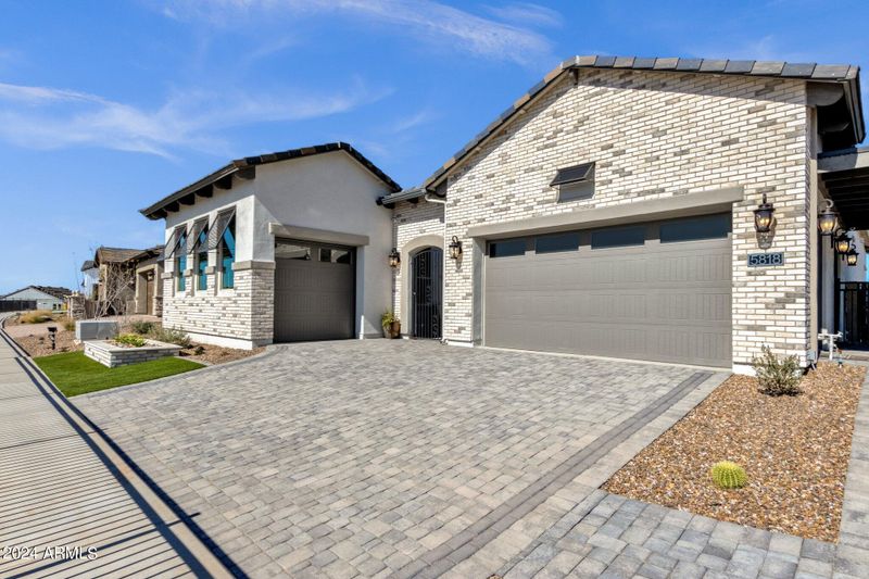 5655 E Star Valley St, Mesa, AZ 85215
