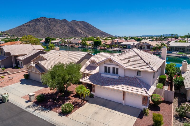 5655 W Abraham Ln, Glendale, AZ 85308
