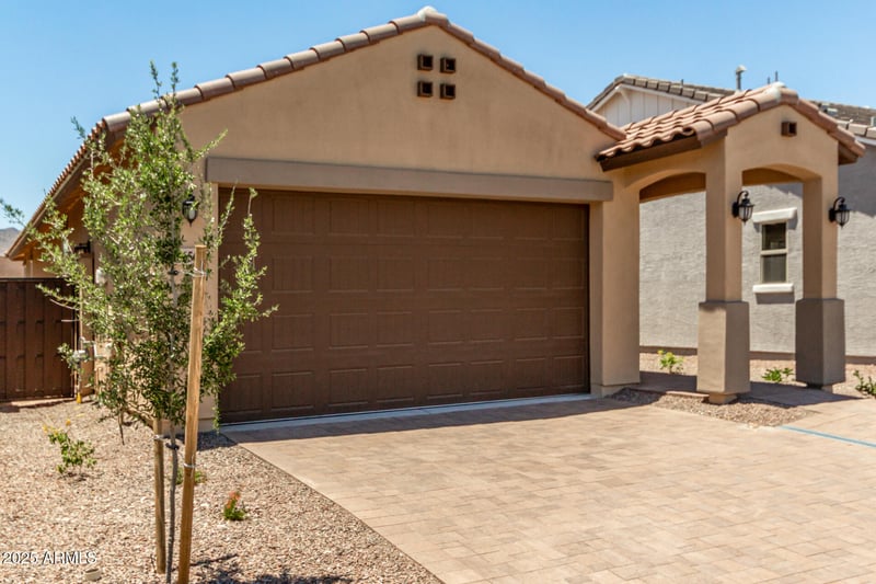 5656 205th Ln, Buckeye, AZ 85396