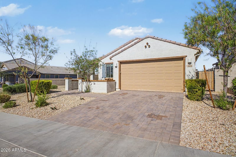 5656 N 87th Dr, Glendale, AZ 85305