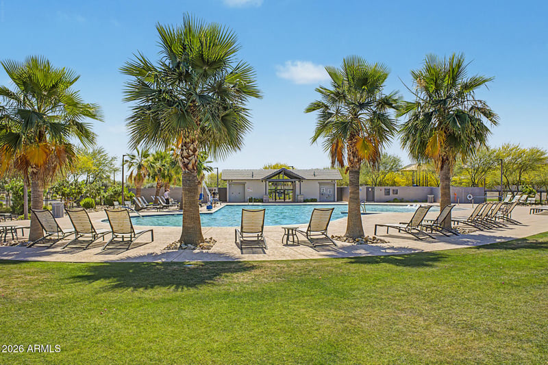 5656 N 87th Dr, Glendale, AZ 85305