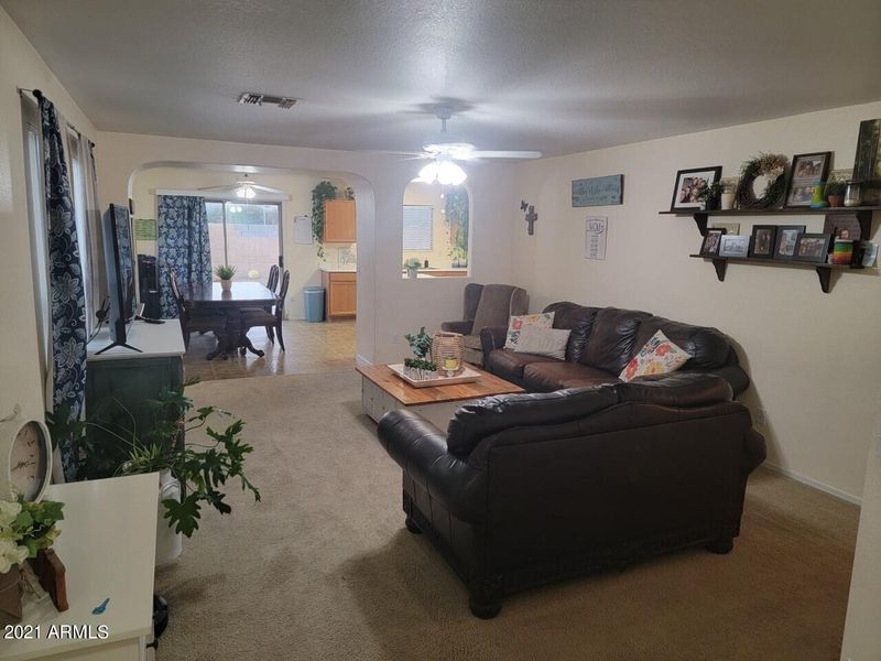 5657 E Flossmoor Ave, Mesa, AZ 85206