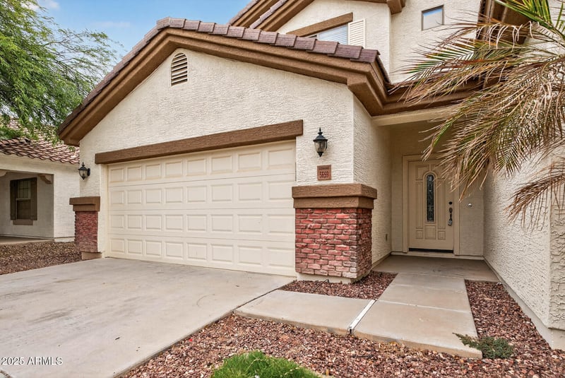 5659 239th Dr, Buckeye, AZ 85326