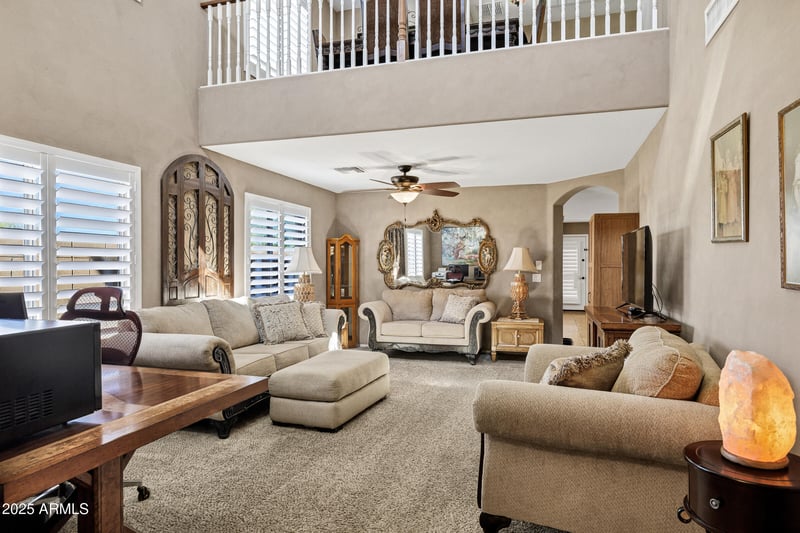 566 Love Rd, San Tan Valley, AZ 85143