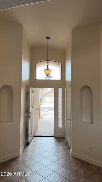 5662 Desert Jewel Dr, Glendale, AZ 85302