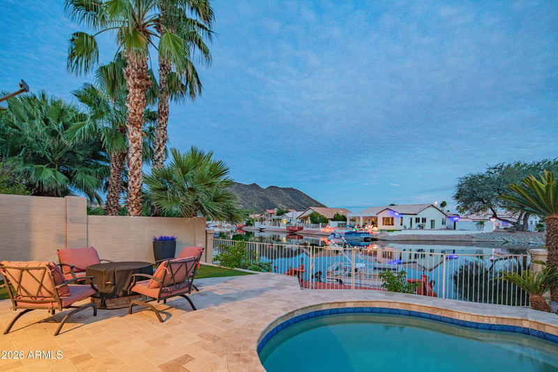 5663 Abraham Ln, Glendale, AZ 85308