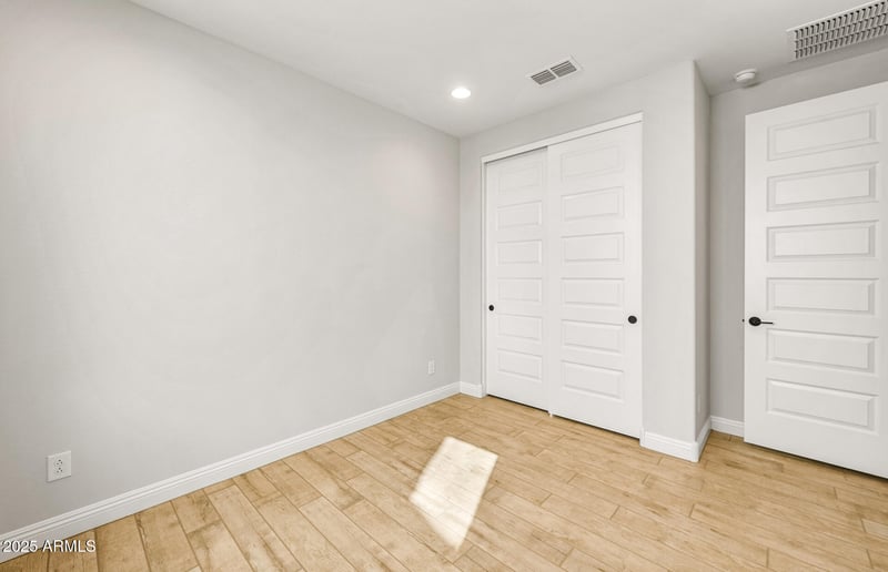 5664 176th Ln, Litchfield Park, AZ 85340