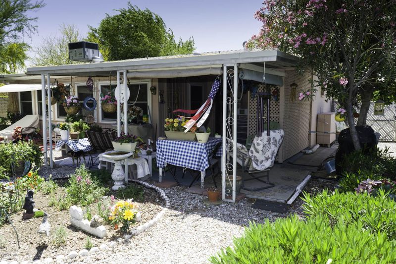 5664 E Des Moines St, Mesa, AZ 85205