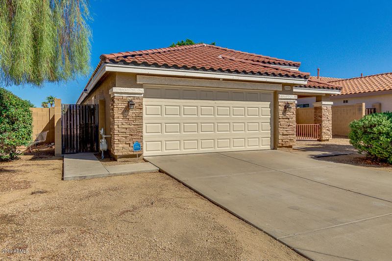 5664 E Flossmoor Ave, Mesa, AZ 85206