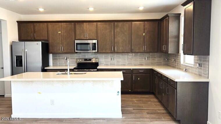 5669 253rd Ave, Buckeye, AZ 85326