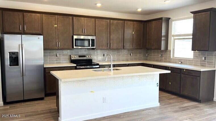 5669 253rd Ave, Buckeye, AZ 85326