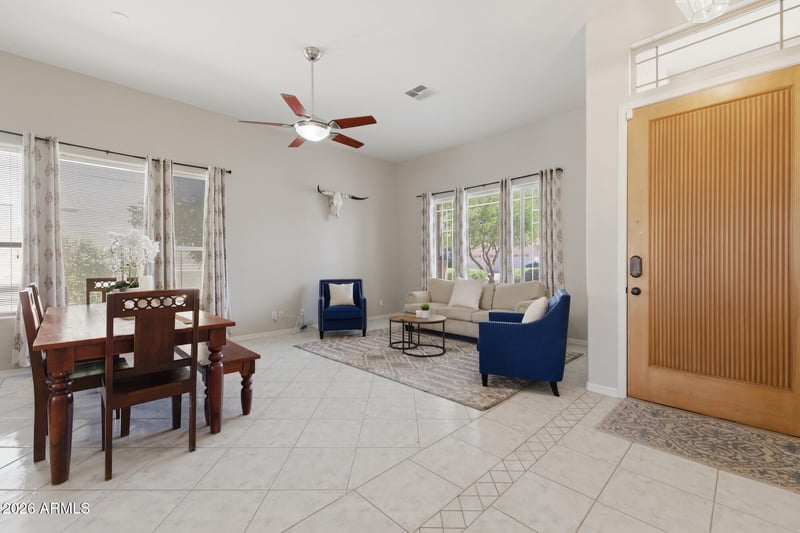5670 W Irma Ln, Glendale, AZ 85308
