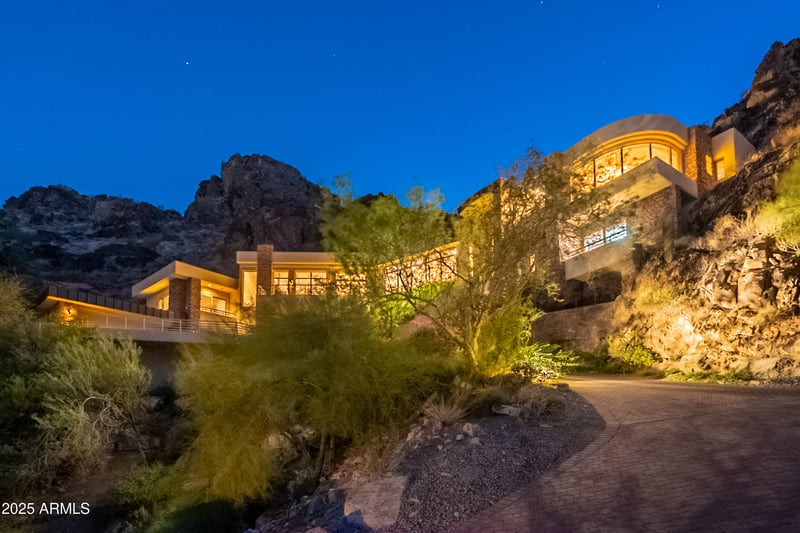 5676 Cheney Dr, Paradise Valley, AZ 85253