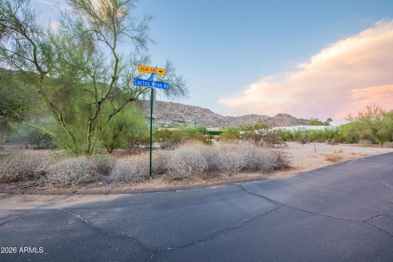 5676 E Cactus Wren Rd #10, Paradise Valley, AZ 85253