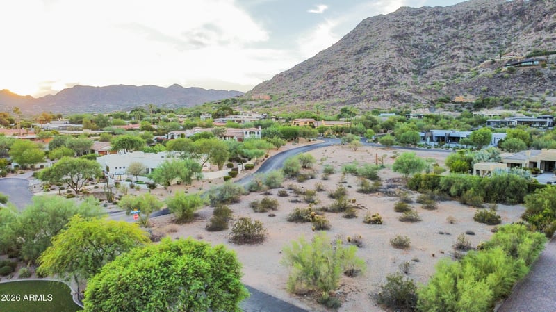 5676 E Cactus Wren Rd #10, Paradise Valley, AZ 85253