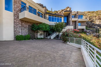 5676 Cheney Dr, Paradise Valley, AZ 85253