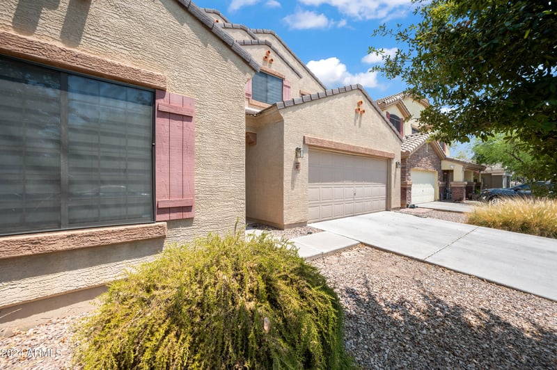 5677 239th Dr, Buckeye, AZ 85326
