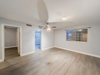 5678 78th Ave, Glendale, AZ 85303