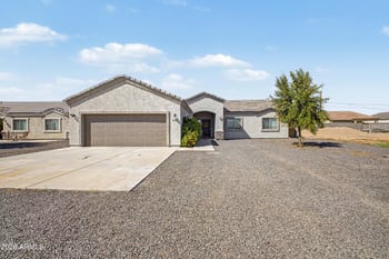5678 E Pony Track Ln, San Tan Valley, AZ 85140