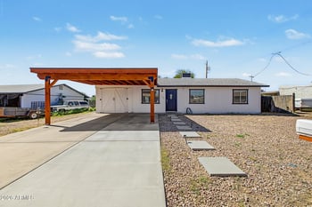 568 N 111th St, Mesa, AZ 85207
