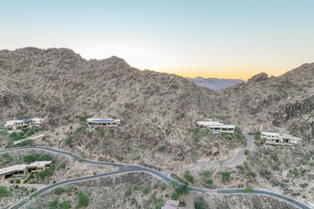 5680 Cheney Dr #13, Paradise Valley, AZ 85253