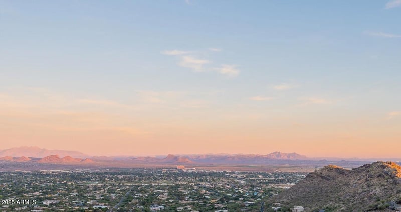5680 Cheney Dr #13, Paradise Valley, AZ 85253