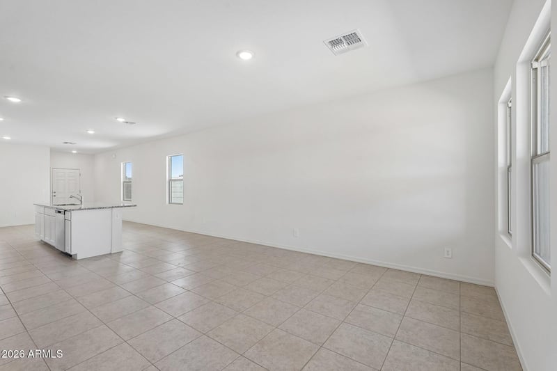 5688 Hornblende Way, San Tan Valley, AZ 85144