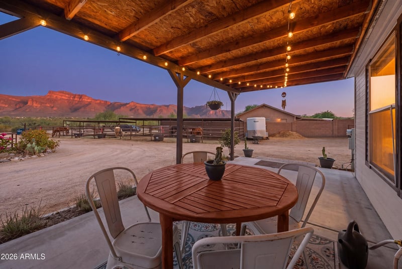 5691 E 32nd Ave, Apache Junction, AZ 85119