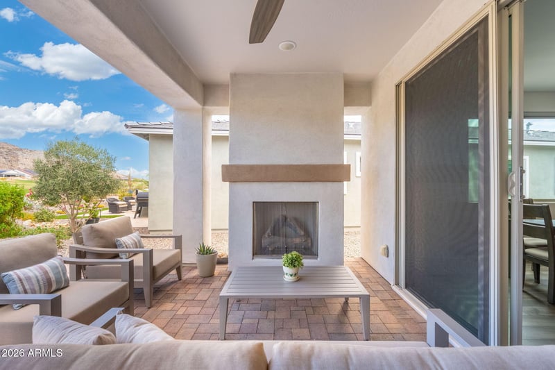 5692 N 206th Ln, Buckeye, AZ 85396