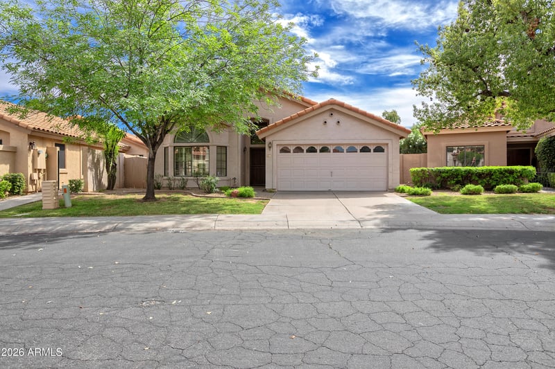 57 E Ranch Rd, Tempe, AZ 85284