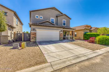 57 Saddle Way, San Tan Valley, AZ 85143