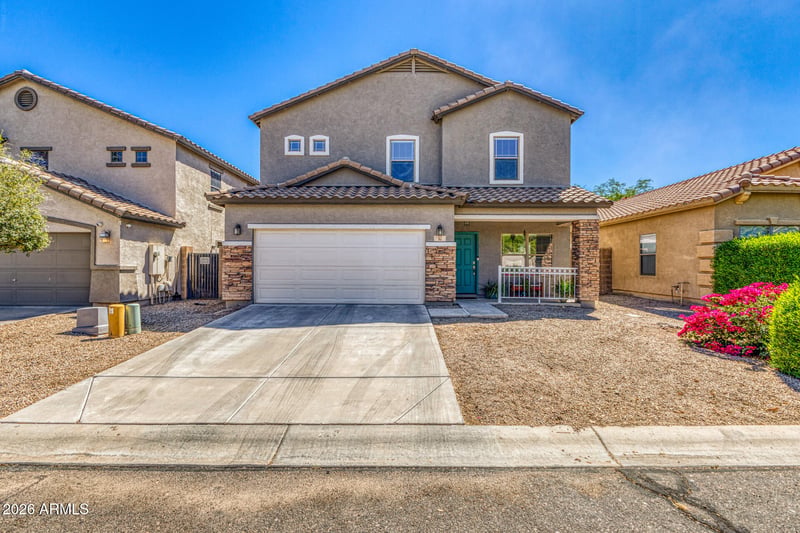 57 Saddle Way, San Tan Valley, AZ 85143