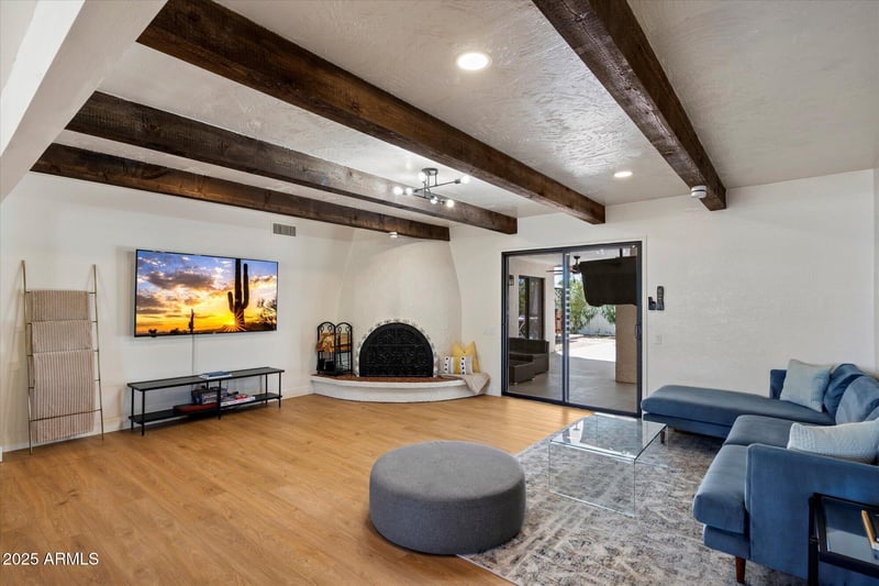 5701 Charter Oak Rd, Scottsdale, AZ 85254