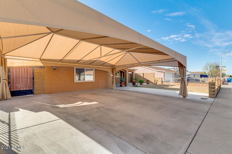 5701 W Monte Vista Rd, Phoenix, AZ 85035