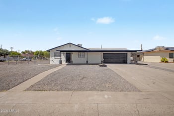 5702 22nd Dr, Phoenix, AZ 85015