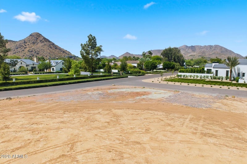 5702 Caballo Dr #7, Paradise Valley, AZ 85253